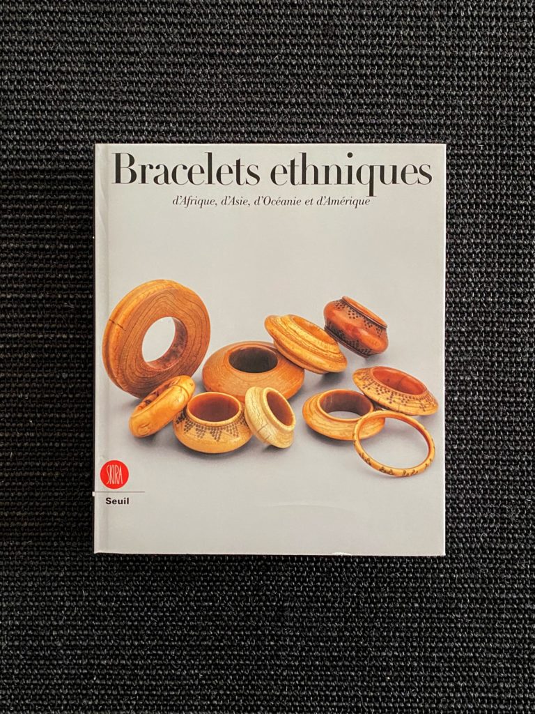 Bracelets Ethniques d&rsquo;Afrique, d&rsquo;Asie, d&rsquo;Océanie et d&rsquo;Amérique